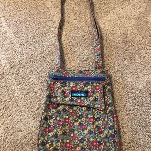KAVU for Keeps purse .... like new